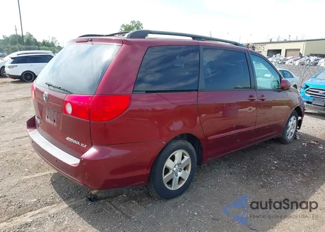 2008 Toyota Sienna Xle z USA, uszkodzony, nr VIN 5TDZK22C78S107785